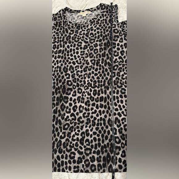 Michael Kors Leopard Print Cold Shoulder Long Sleeve Blouse - Picture 3 of 9